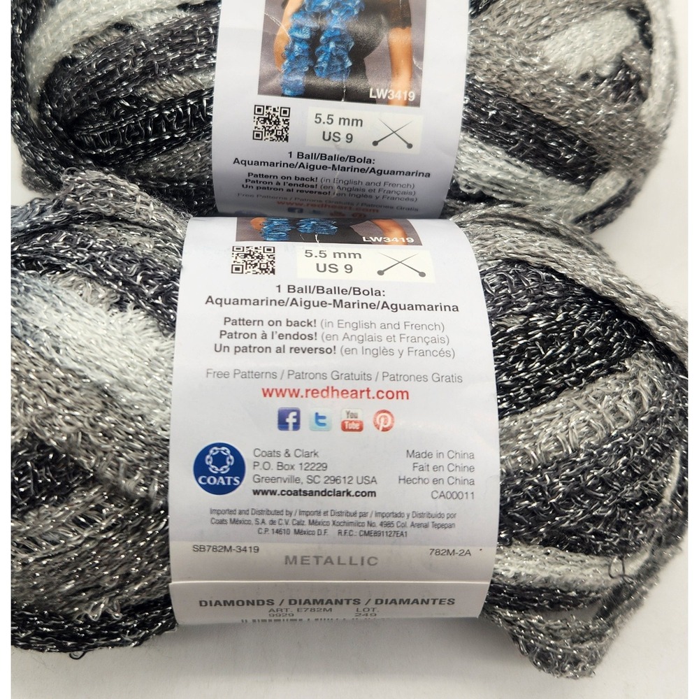 Red Heart Boutique Sashay Metallic Yarn Diamonds Lot 249 2 Balls Silver Grey NEW - Picture 9 of 9